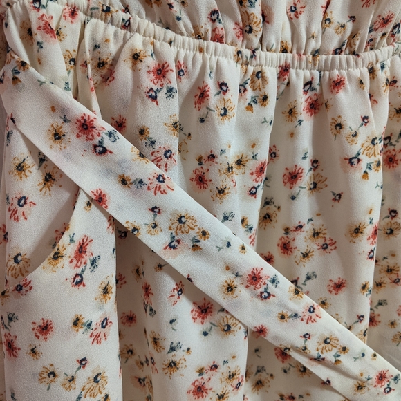 Monteau Beige Pink Floral Dress - Picture 5 of 9